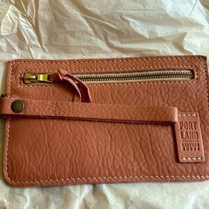 Quartz color Portland Leather Adriana Pouch